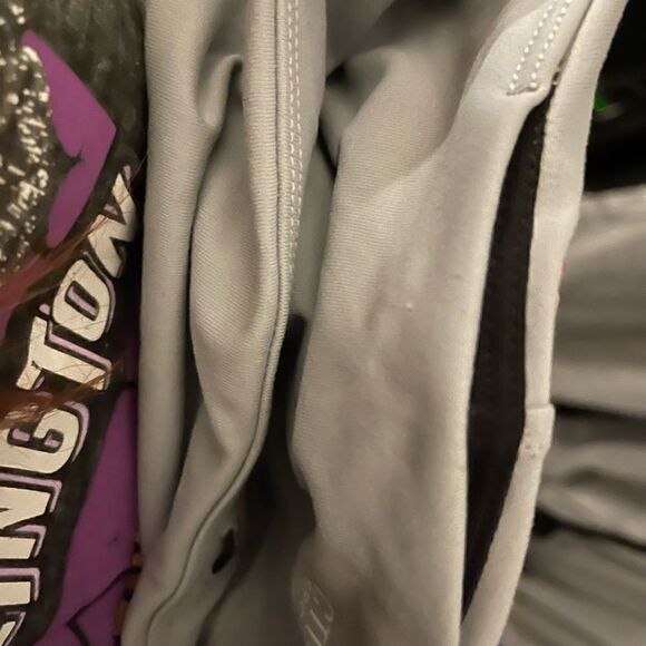 Victoria’s Secret vs sport grey lace Up mesh compression. Leggings - Picture 5 of 5